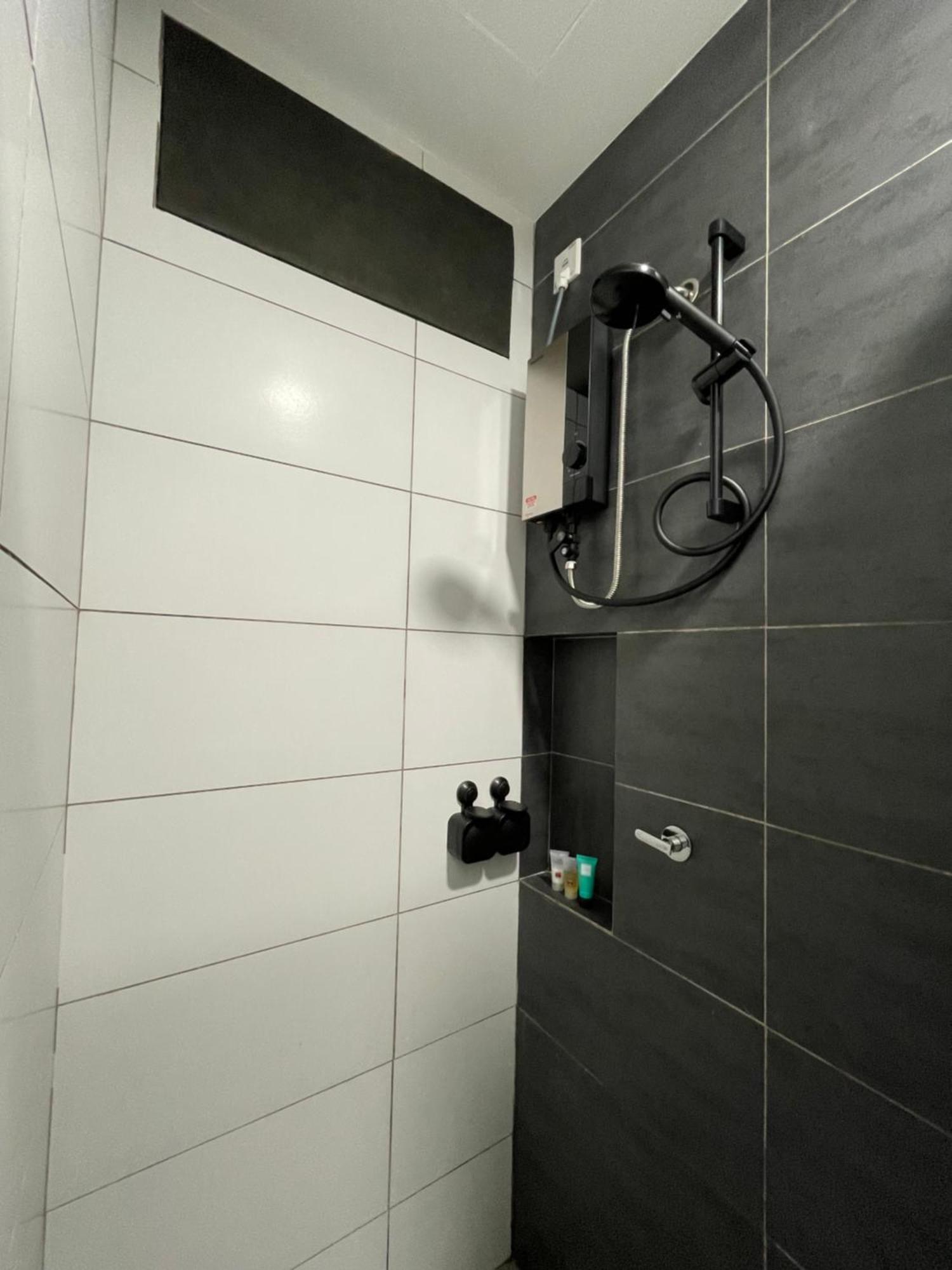 Jugi Suite @ Horizon Sepang Klia Buitenkant foto